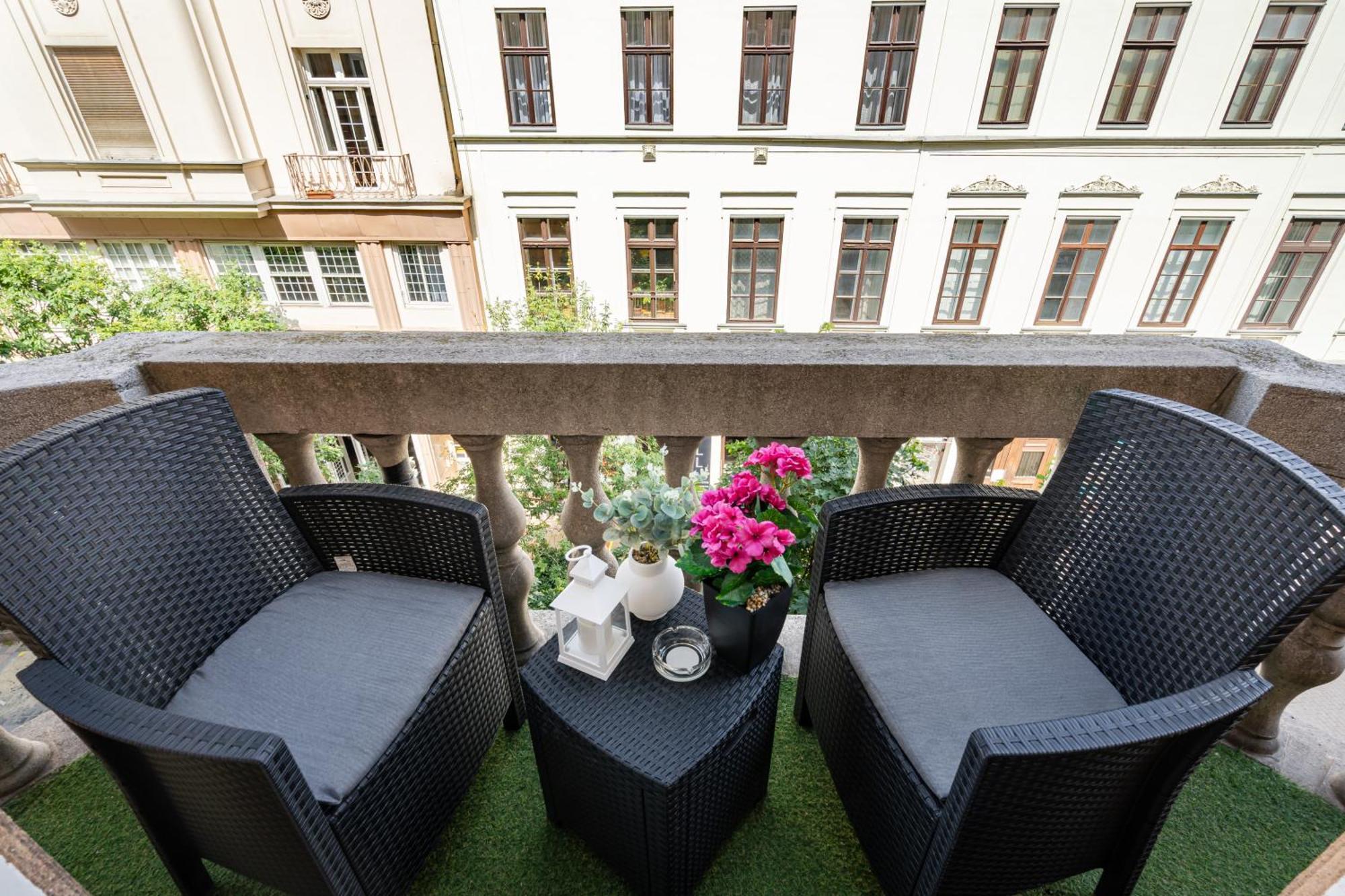 Király 35 Luxury Apartment Budapeste Exterior foto